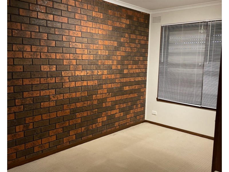 4/8-10 Clacton Street, St Albans VIC 3021