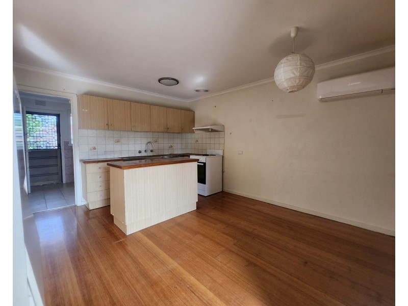 3/13 Adelaide Street, St Albans VIC 3021