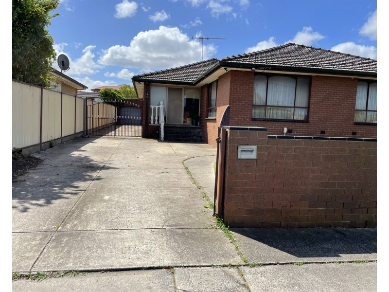 194 Main Road East, St Albans VIC 3021