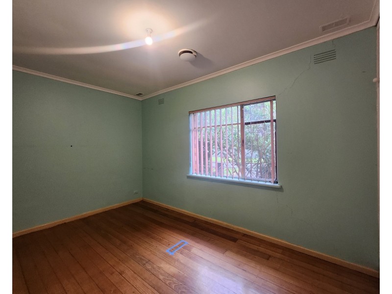 1/14 James Street, St Albans VIC 3021