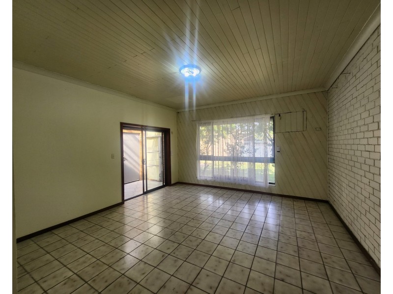 100 Merton Street, Altona Meadows VIC 3028