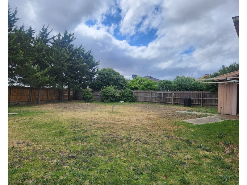 73 Carbine Way, Keilor Downs VIC 3038