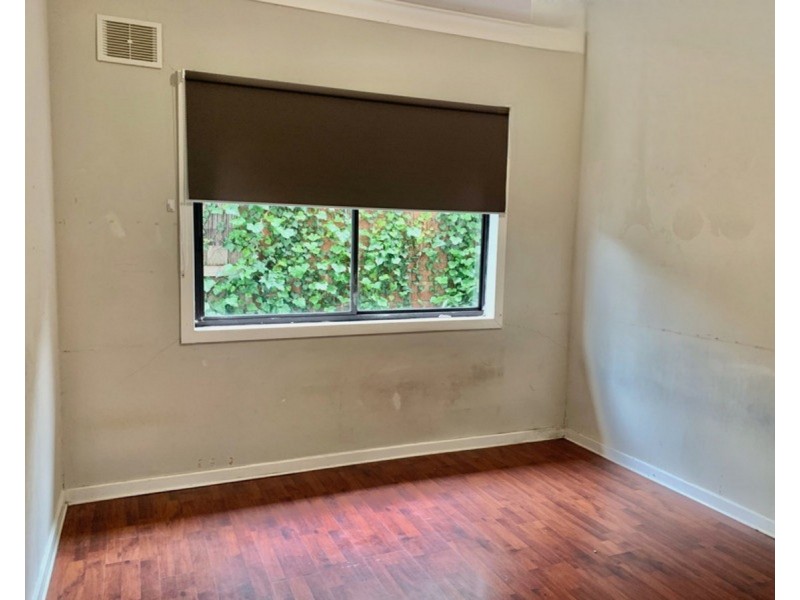 16A George Street, St Albans VIC 3021