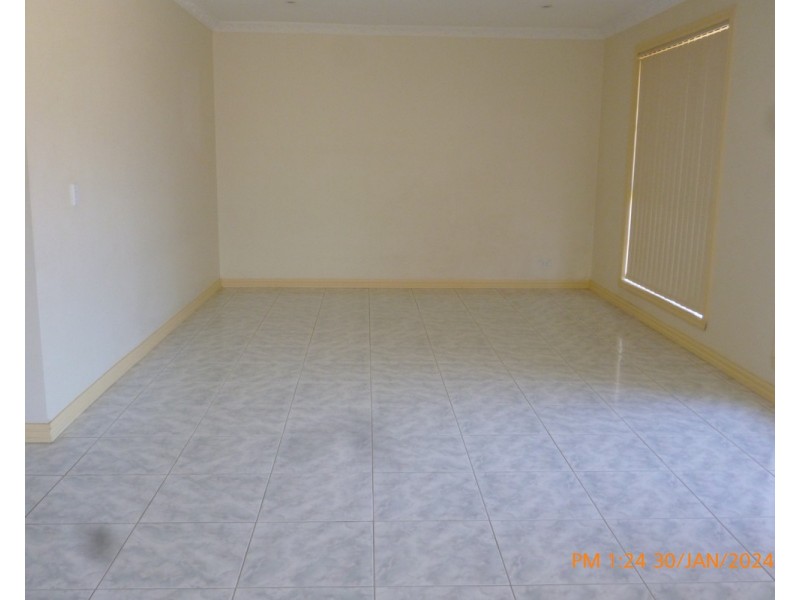 2 Minato Place, Taylors Lakes VIC 3038