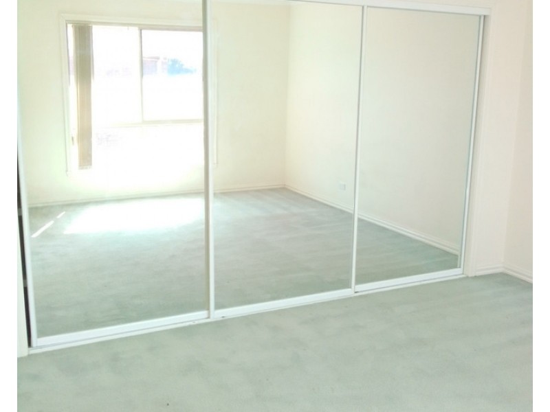 2 Minato Place, Taylors Lakes VIC 3038