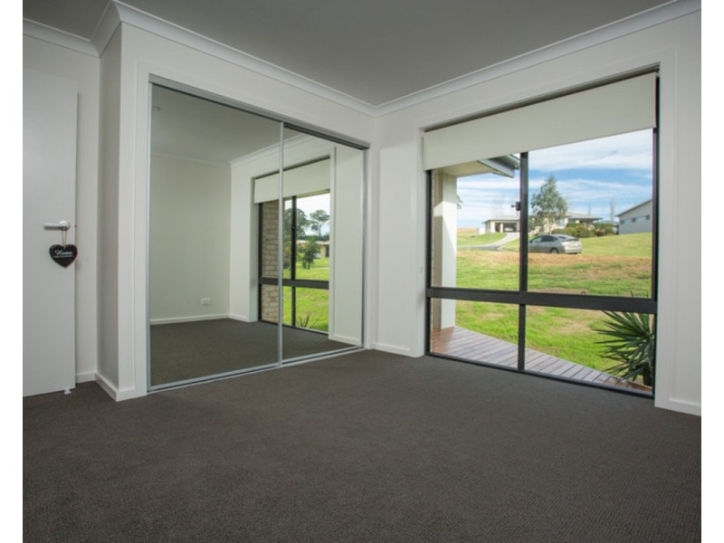 5 Denison Close, Bega NSW 2550