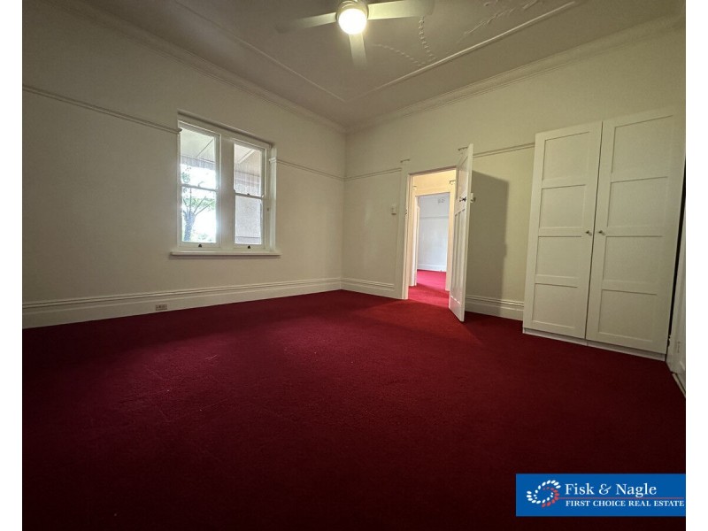 71 Parker Street, Bega NSW 2550