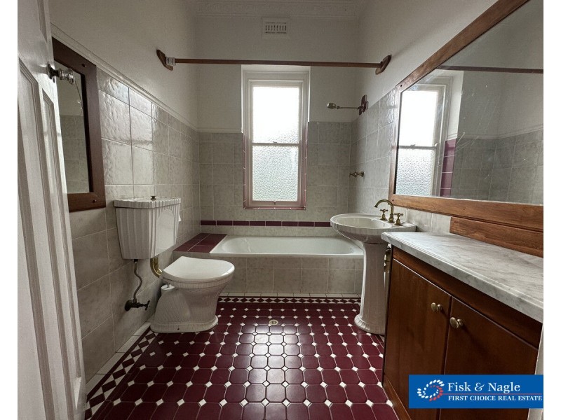 71 Parker Street, Bega NSW 2550
