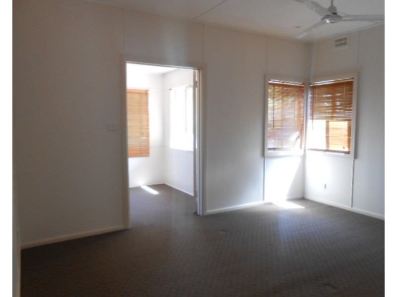 226 Auckland Street, Bega NSW 2550