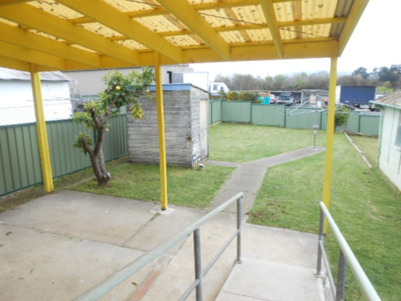 73 Bega Street, Bega NSW 2550