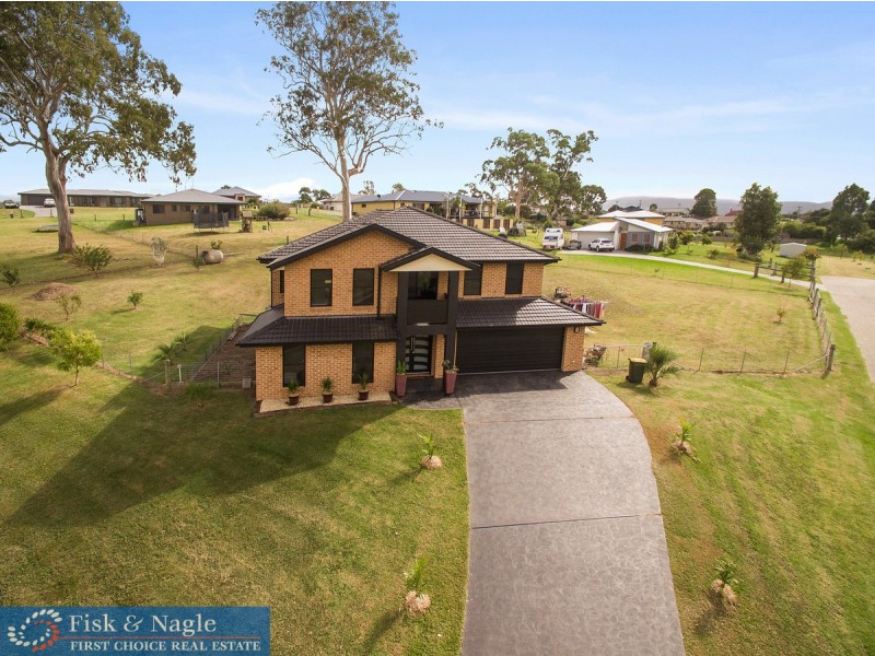 13 Glen Mia Drive, Bega NSW 2550