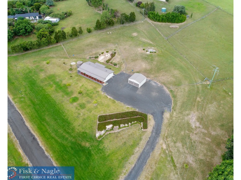 11 Wattle Place, Bega NSW 2550