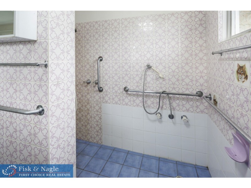 12 Prospect Street, Bega NSW 2550