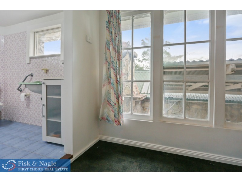 12 Prospect Street, Bega NSW 2550