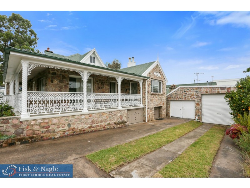 12 Prospect Street, Bega NSW 2550