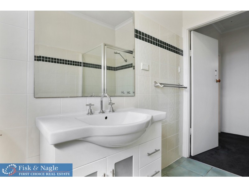 30 Eden Street, Bega NSW 2550