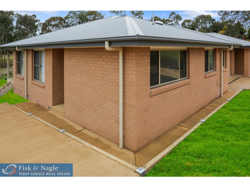 7b Denison Close, Bega NSW 2550