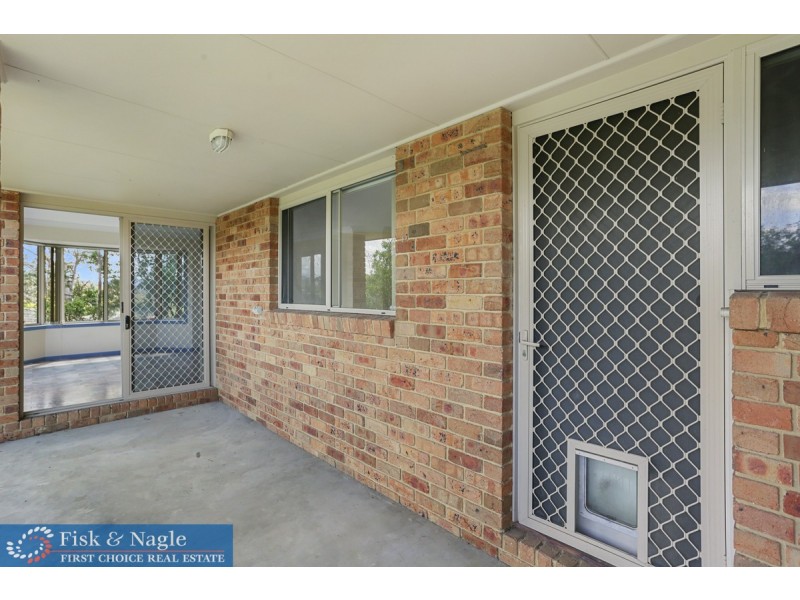 7 Hart Crescent, Bega NSW 2550