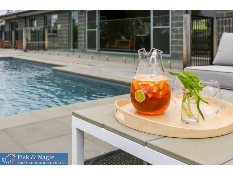 75 Wattle Place, Bega NSW 2550