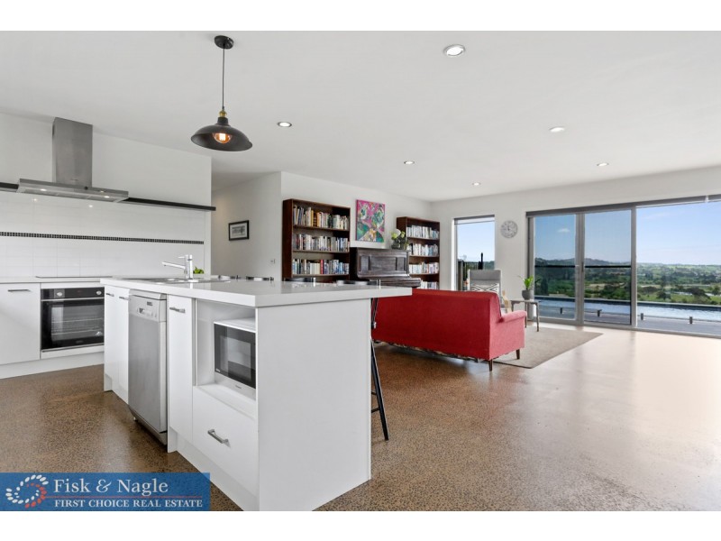 75 Wattle Place, Bega NSW 2550