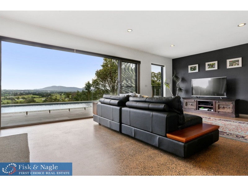 75 Wattle Place, Bega NSW 2550