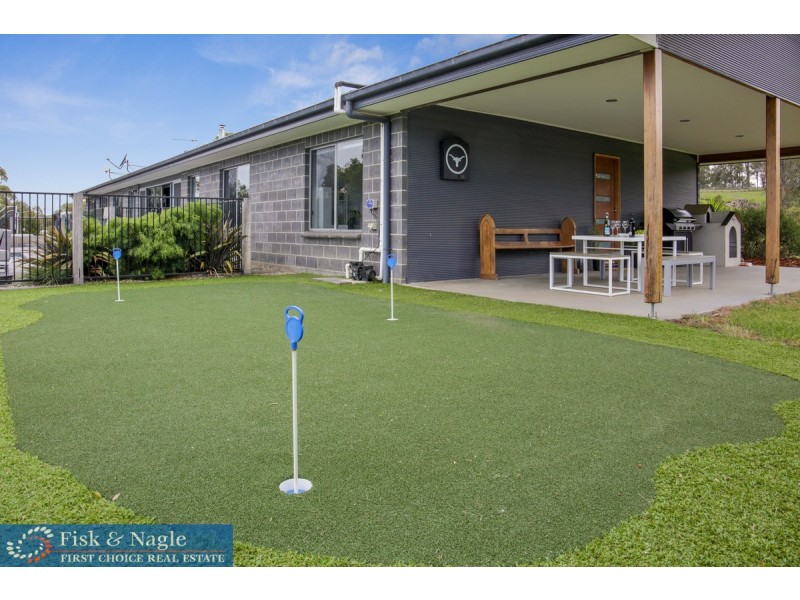 75 Wattle Place, Bega NSW 2550