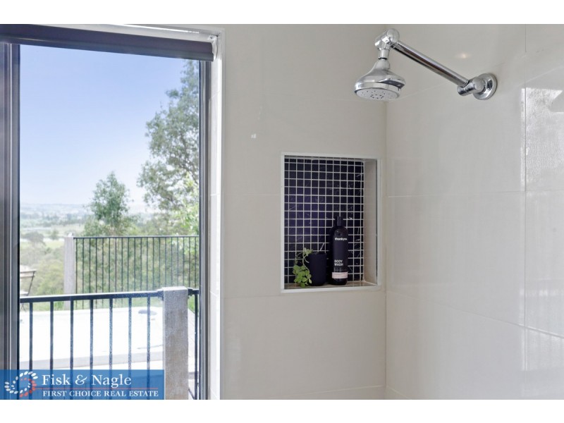 75 Wattle Place, Bega NSW 2550