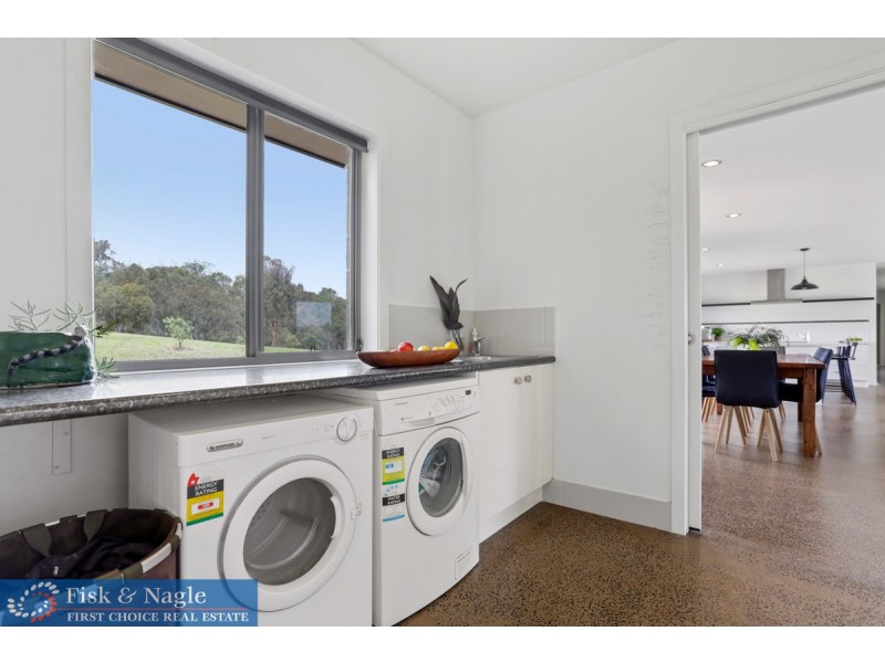 75 Wattle Place, Bega NSW 2550