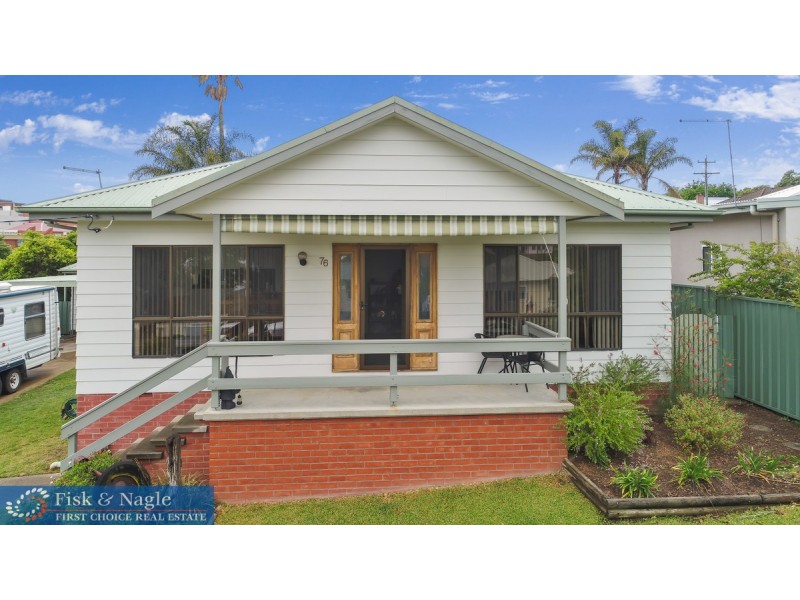 76 Ravenswood Street, Bega NSW 2550