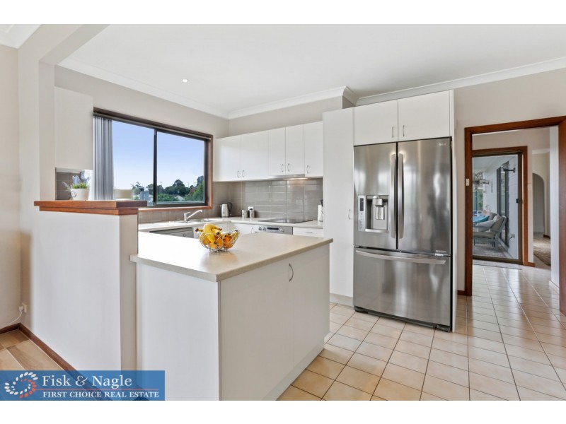 76 Ravenswood Street, Bega NSW 2550
