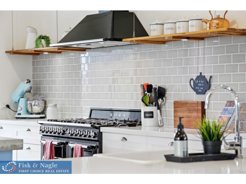 13 Newlyns Place, Frogs Hollow NSW 2550