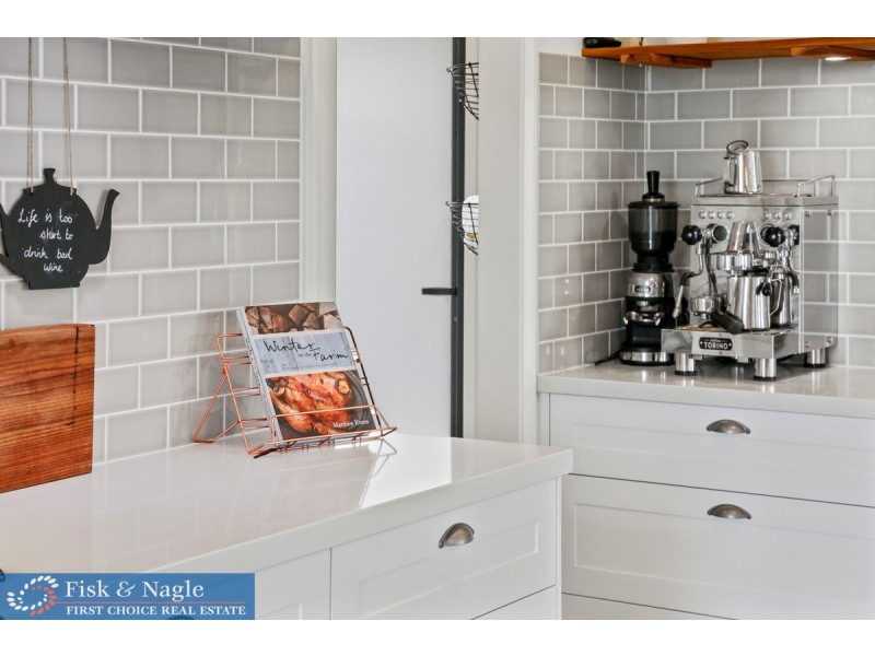 13 Newlyns Place, Frogs Hollow NSW 2550