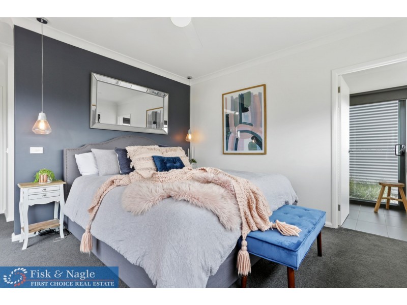 13 Newlyns Place, Frogs Hollow NSW 2550