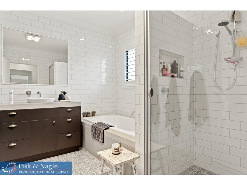 13 Newlyns Place, Frogs Hollow NSW 2550