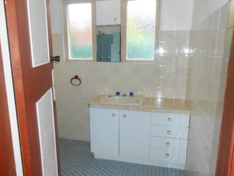 50 Carp Street, Bega NSW 2550