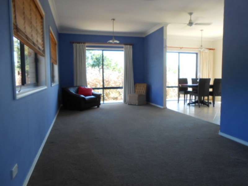 73 Mountview Close, Bega NSW 2550