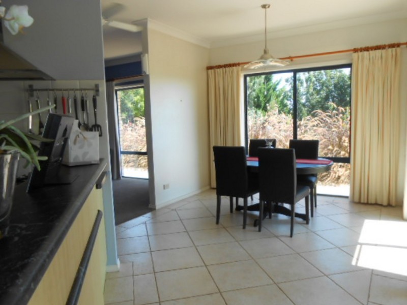 73 Mountview Close, Bega NSW 2550