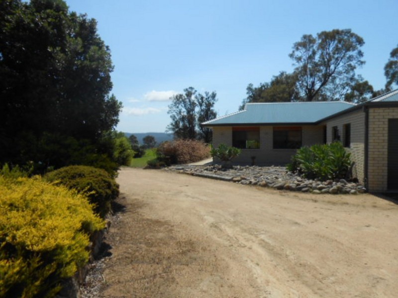 73 Mountview Close, Bega NSW 2550