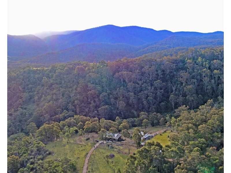 160 Orchard Road, Rocky Hall NSW 2550