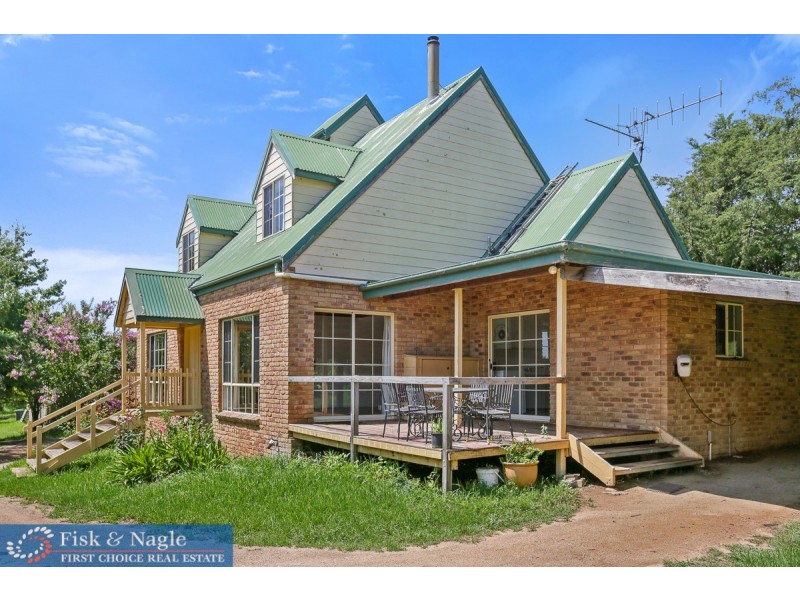 34 Miners Close, Bega NSW 2550