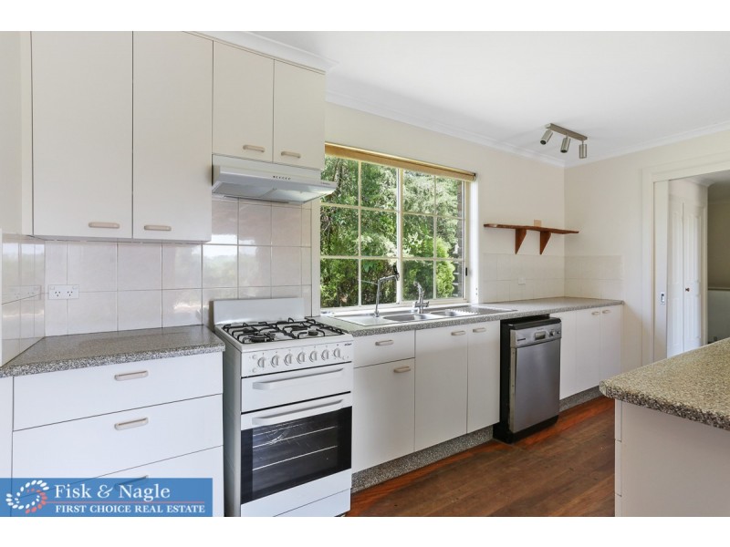 34 Miners Close, Bega NSW 2550