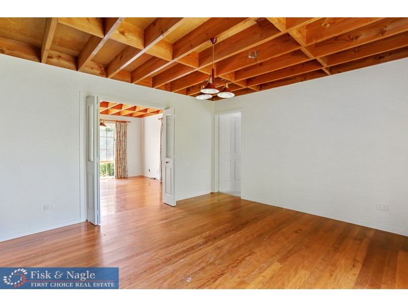 34 Miners Close, Bega NSW 2550