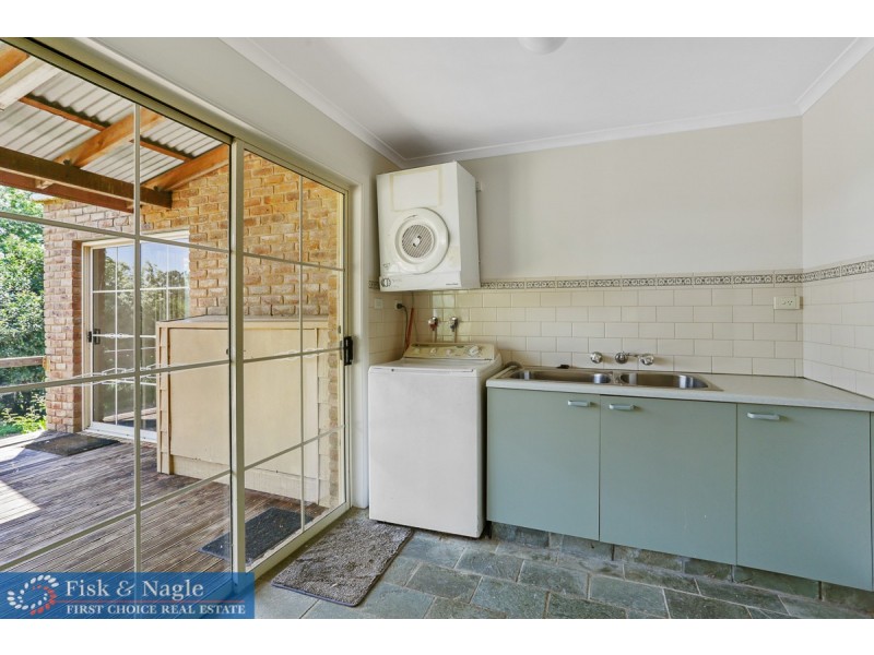 34 Miners Close, Bega NSW 2550