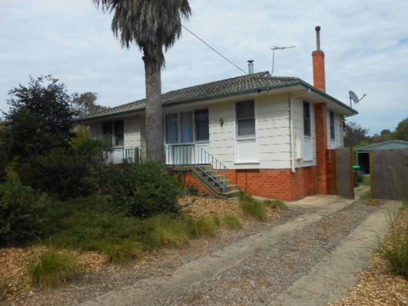 17 Dandar Road, Bega NSW 2550