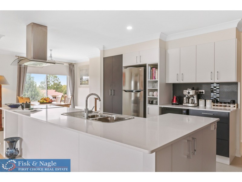 1 Goldberg Place, Bega NSW 2550