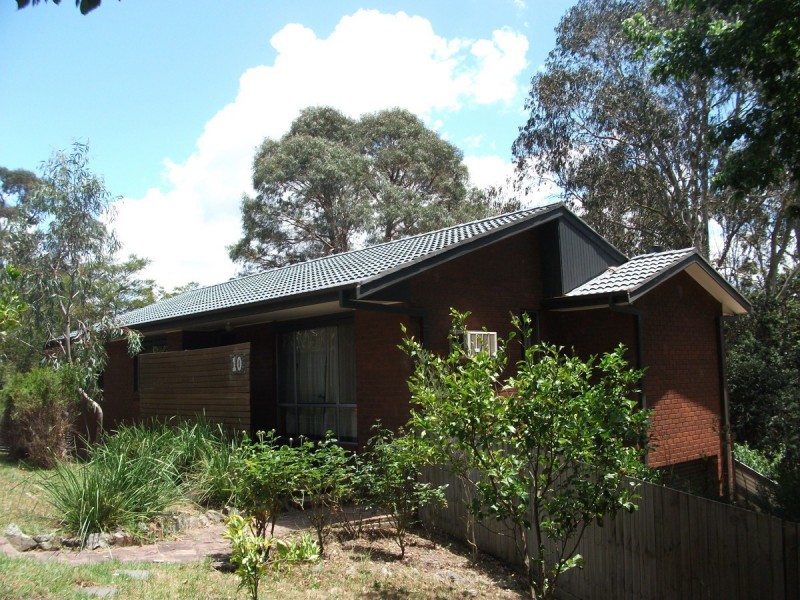 10 Gregory Way, Bega NSW 2550