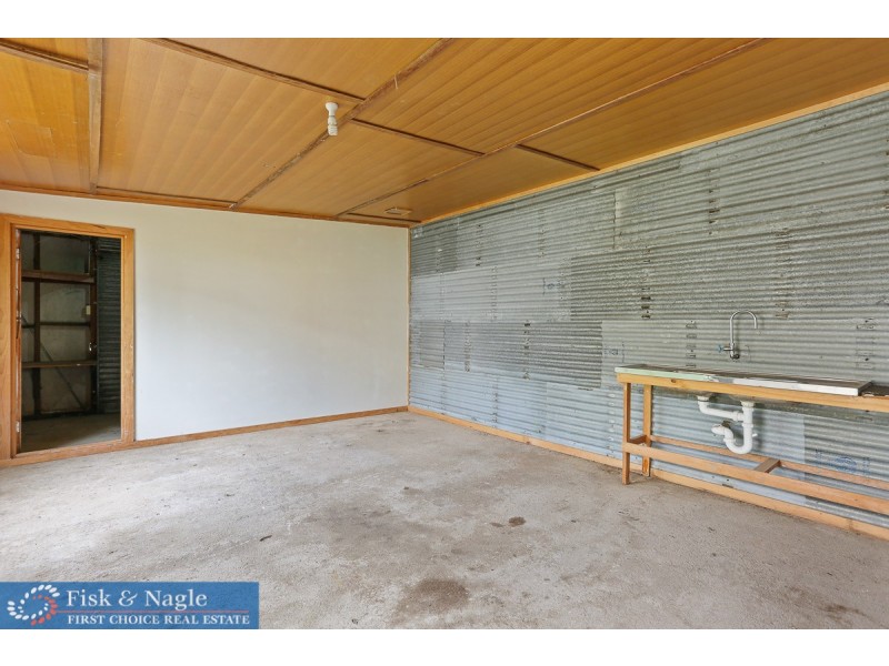 5 Heath Street, Bega NSW 2550