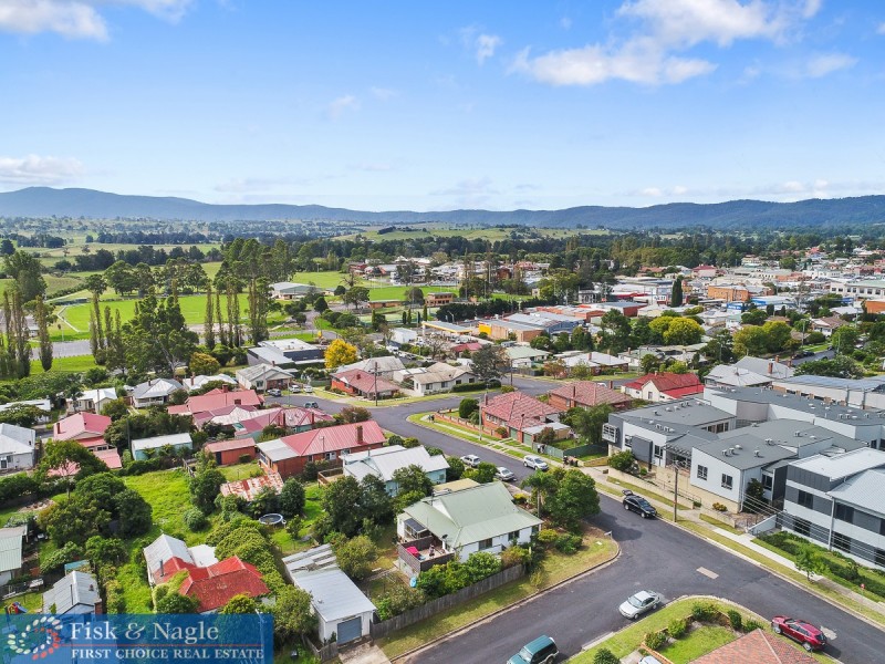 5 Heath Street, Bega NSW 2550