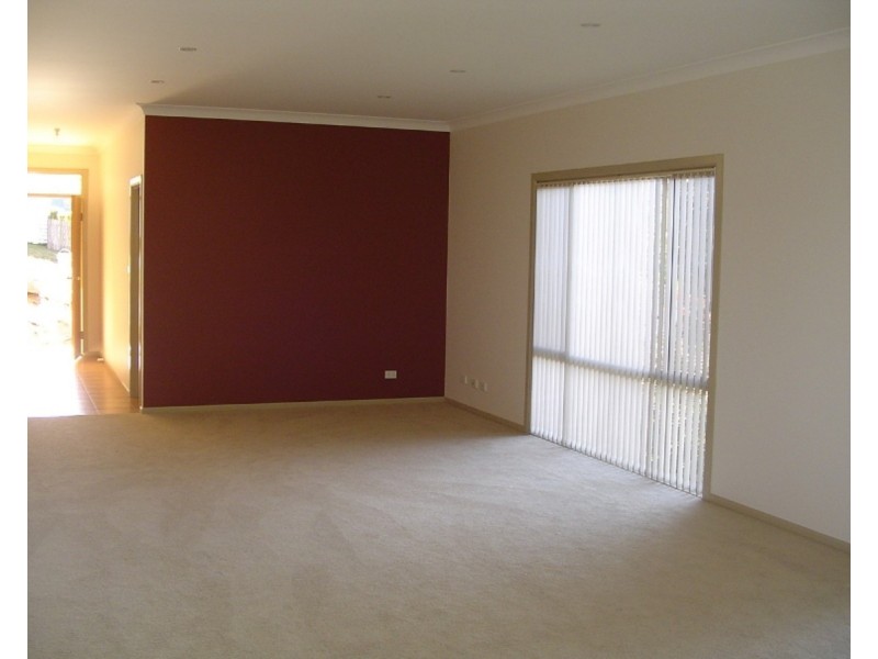 16 Belmore Street, Bega NSW 2550