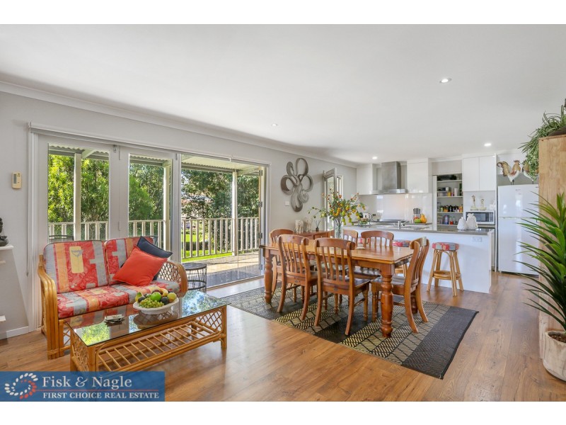4 Stevenson Street, Bega NSW 2550